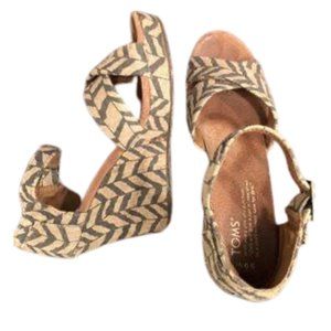 Toms Wedges - Size 6.5